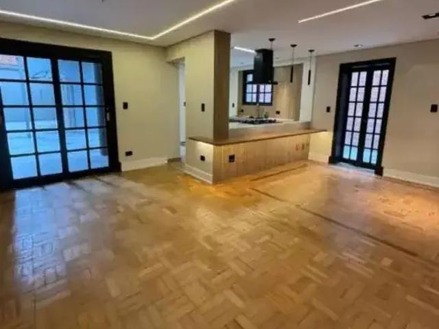Casa / Sobrado para Venda em São Paulo/SP Jardim Europa 4 Quartos