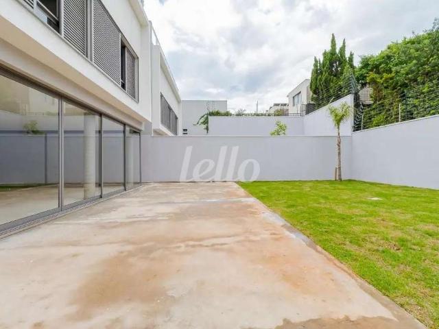 Casa / Sobrado para Venda em São Paulo/SP Jardim Europa 4 Quartos