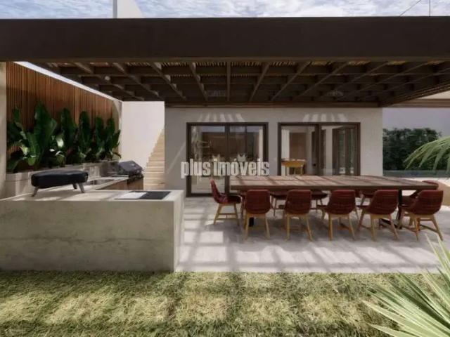 Casa / Sobrado para Venda em São Paulo/SP Jardim Europa 4 Quartos