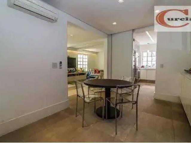 Casa / Sobrado para Venda em São Paulo/SP Jardim Europa 4 Quartos