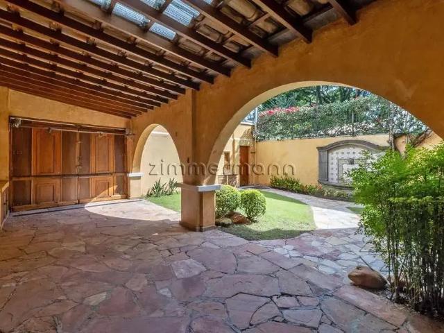 Casa / Sobrado para Venda em São Paulo/SP Jardim Europa 5 Quartos