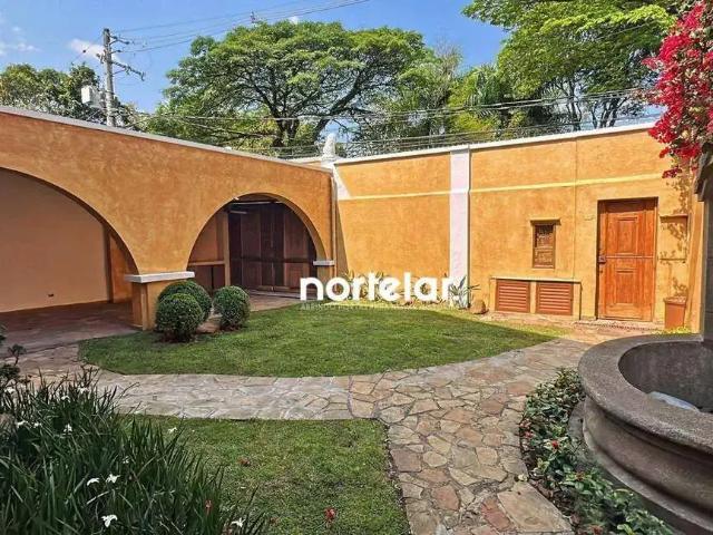 Casa / Sobrado para Venda em São Paulo/SP Jardim Europa 5 Quartos