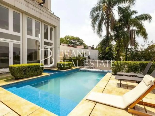 Casa / Sobrado para Venda em São Paulo/SP Jardim Everest 5 Quartos