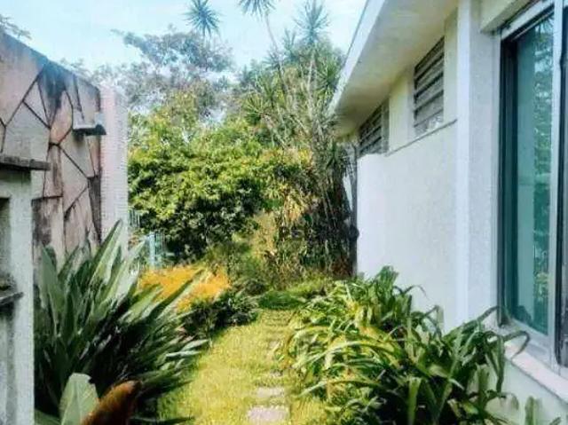 Casa / Sobrado para Venda em São Paulo/SP Jardim Floresta 4 Quartos