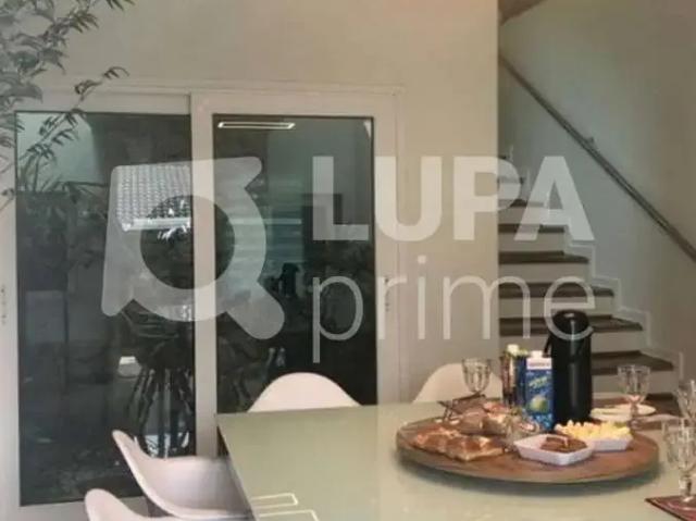 Casa / Sobrado para Venda em São Paulo/SP Jardim Franca 4 Quartos