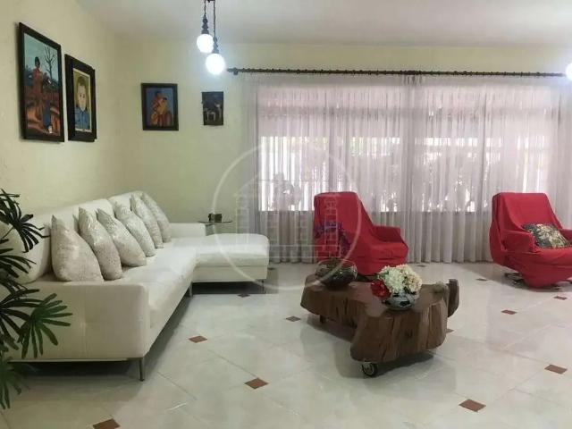 Casa / Sobrado para Venda em São Paulo/SP Jardim Ipanema Zona Sul 3 Quartos