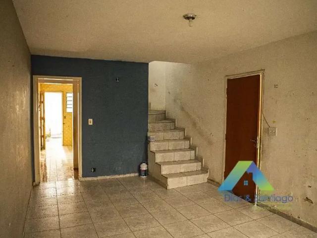 Casa / Sobrado para Venda em São Paulo/SP Jardim Itacolomi 2 Quartos