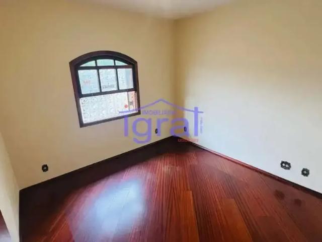 Casa / Sobrado para Venda em São Paulo/SP Jardim Oriental 4 Quartos