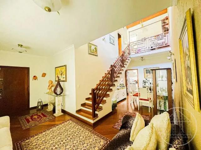 Casa / Sobrado para Venda em São Paulo/SP Jardim Los Angeles 4 Quartos