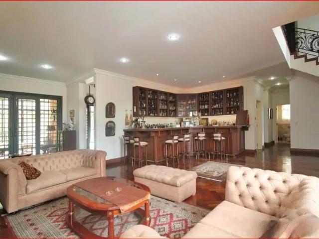 Casa / Sobrado para Venda em São Paulo/SP Jardim Leonor 4 Quartos