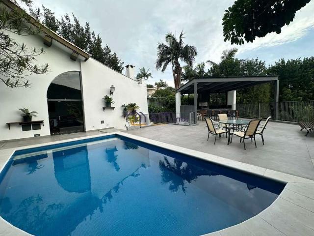 Casa / Sobrado para Venda em São Paulo/SP Jardim Leonor 4 Quartos