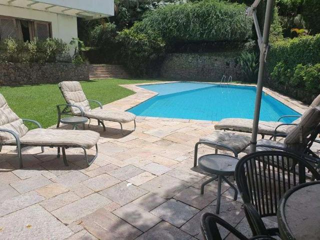 Casa / Sobrado para Venda em São Paulo/SP Jardim Leonor 5 Quartos