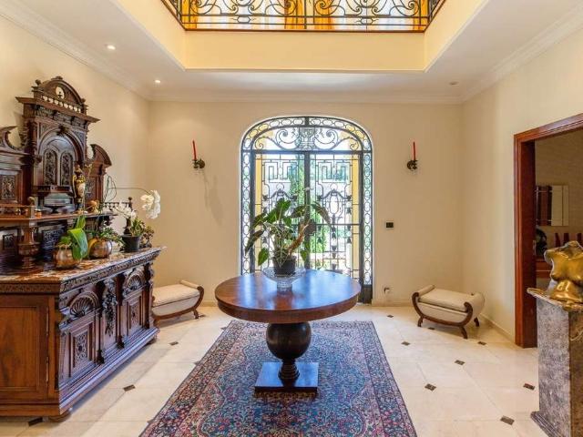 Casa / Sobrado para Venda em São Paulo/SP Jardim Morumbi 4 Quartos