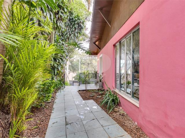 Casa / Sobrado para Venda em São Paulo/SP Jardim Marajoara 4 Quartos