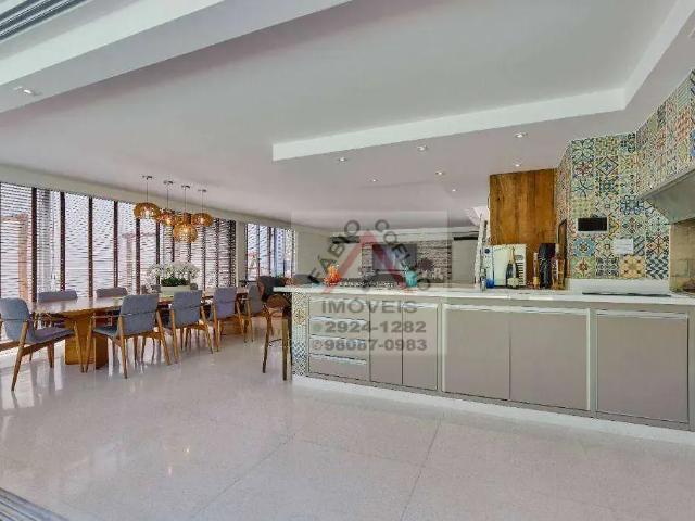 Casa / Sobrado para Venda em São Paulo/SP Jardim Marajoara 5 Quartos