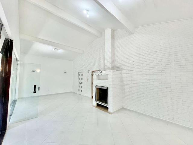 Casa / Sobrado para Venda em São Paulo/SP Jardim Marajoara 5 Quartos