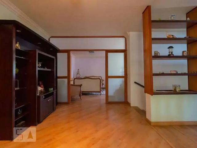 Casa / Sobrado para Venda em São Paulo/SP Jardim Marajoara 6 Quartos