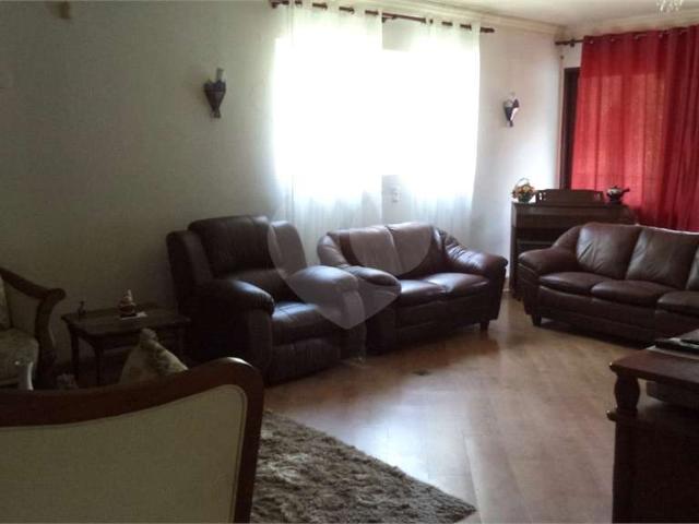 Casa / Sobrado para Venda em São Paulo/SP Jardim Marajoara 6 Quartos