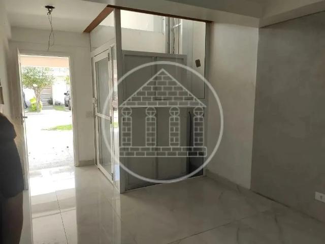Casa / Sobrado para Venda em São Paulo/SP Jardim São Nicolau 4 Quartos