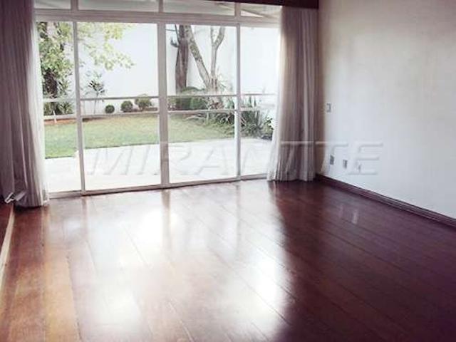 Casa / Sobrado para Venda em São Paulo/SP Jardim São Bento 4 Quartos