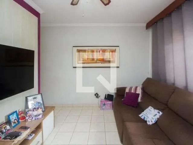 Casa / Sobrado para Venda em São Paulo/SP Jardim São Luís 4 Quartos