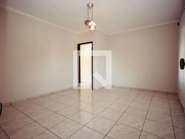 Casa / Sobrado para Venda em São Paulo/SP Jardim Santa Emília 4 Quartos
