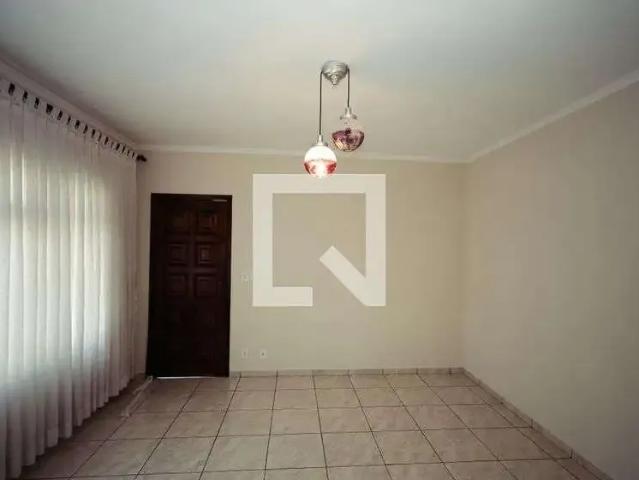 Casa / Sobrado para Venda em São Paulo/SP Jardim Santa Emília 4 Quartos