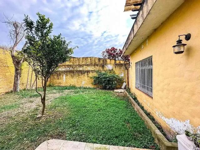Casa / Sobrado para Venda em São Paulo/SP Jardim Santa Helena 3 Quartos