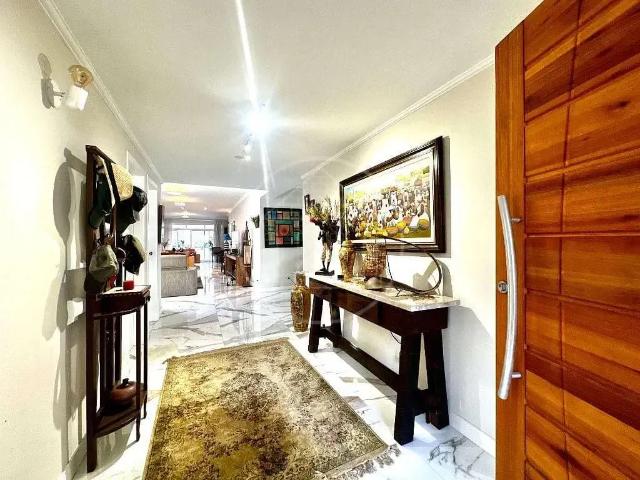 Casa / Sobrado para Venda em São Paulo/SP Interlagos 4 Quartos