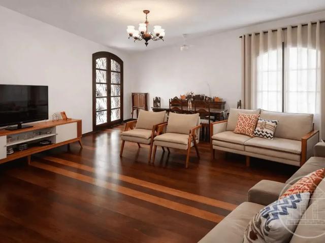 Casa / Sobrado para Venda em São Paulo/SP Jardim Santa Helena 4 Quartos
