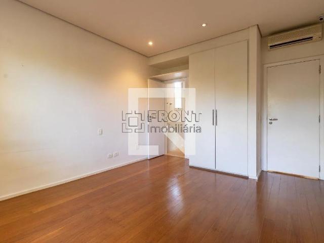 Casa / Sobrado para Venda em São Paulo/SP Jardim Paulista 3 Quartos