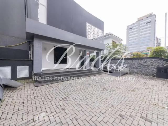 Casa / Sobrado para Venda em São Paulo/SP Vila Nova Conceição 4 Quartos
