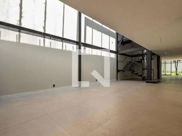 Casa / Sobrado para Venda em São Paulo/SP Jardim Paulista 4 Quartos