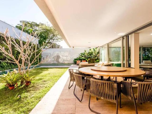 Casa / Sobrado para Venda em São Paulo/SP Jardim Paulista 4 Quartos