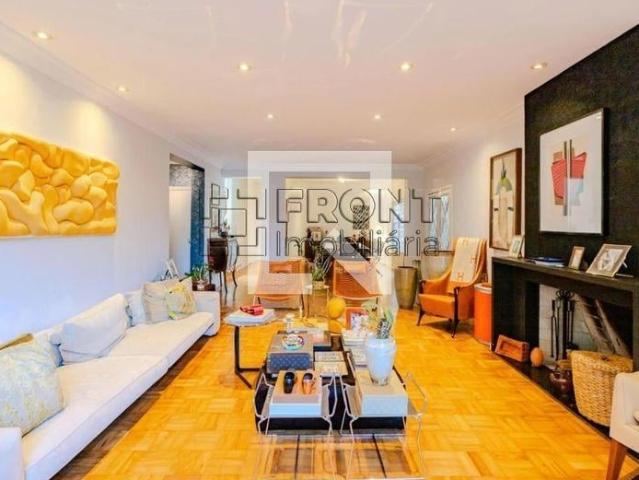 Casa / Sobrado para Venda em São Paulo/SP Jardim Paulista 4 Quartos