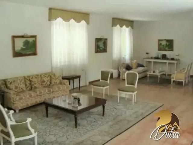 Casa / Sobrado para Venda em São Paulo/SP Jardim Paulista 5 Quartos