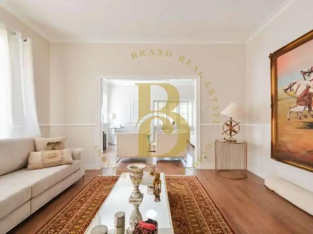 Casa / Sobrado para Venda em São Paulo/SP Jardim Paulista 5 Quartos