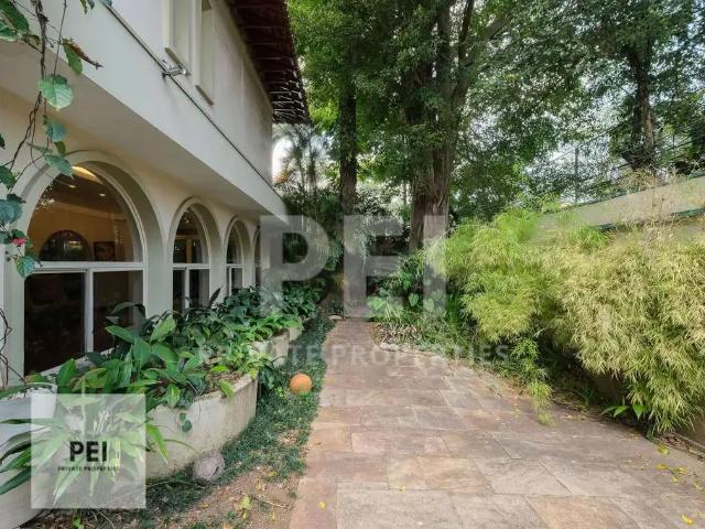 Casa / Sobrado para Venda em São Paulo/SP Jardim Paulistano 5 Quartos