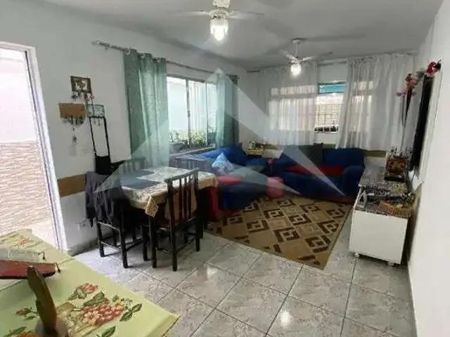 Casa / Sobrado para Venda em São Paulo/SP Jardim Pirajussara 4 Quartos