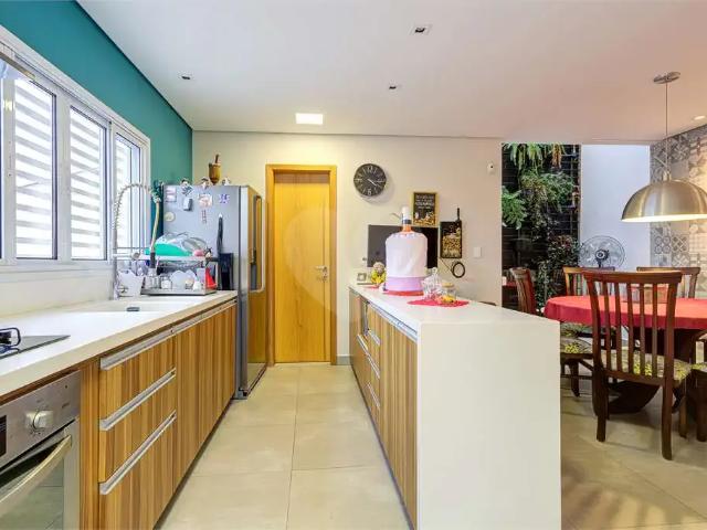 Casa / Sobrado para Venda em São Paulo/SP Jardim Prudência 3 Quartos