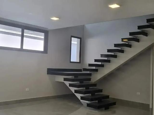 Casa / Sobrado para Venda em São Paulo/SP Jardim Prudência 4 Quartos