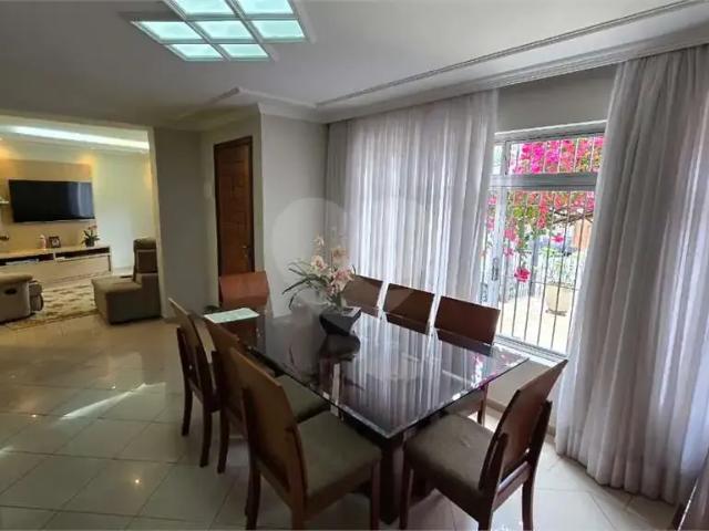 Casa / Sobrado para Venda em São Paulo/SP Jardim Regina 4 Quartos