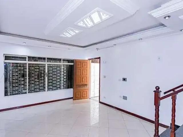 Casa / Sobrado para Venda em São Paulo/SP Jardim Regina 4 Quartos