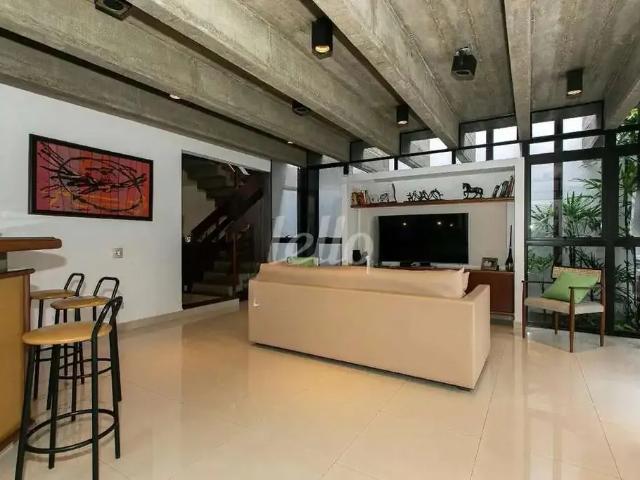 Casa / Sobrado para Venda em São Paulo/SP Jardim Têxtil 4 Quartos