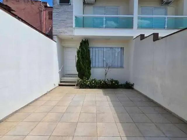 Casa / Sobrado para Venda em São Paulo/SP Jardim Teresa 3 Quartos