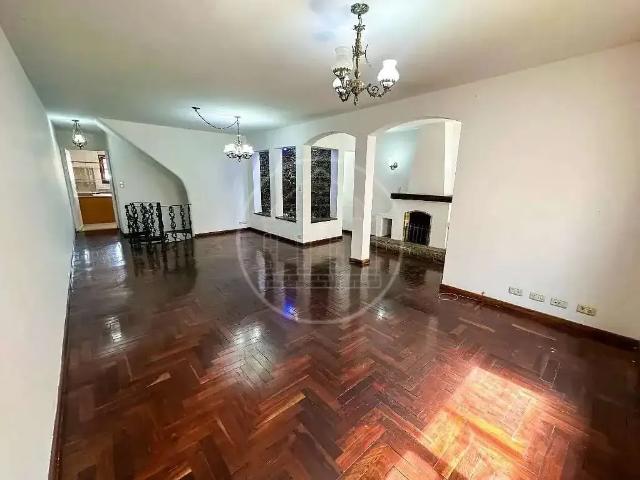 Casa / Sobrado para Venda em São Paulo/SP Jardim Umuarama 4 Quartos