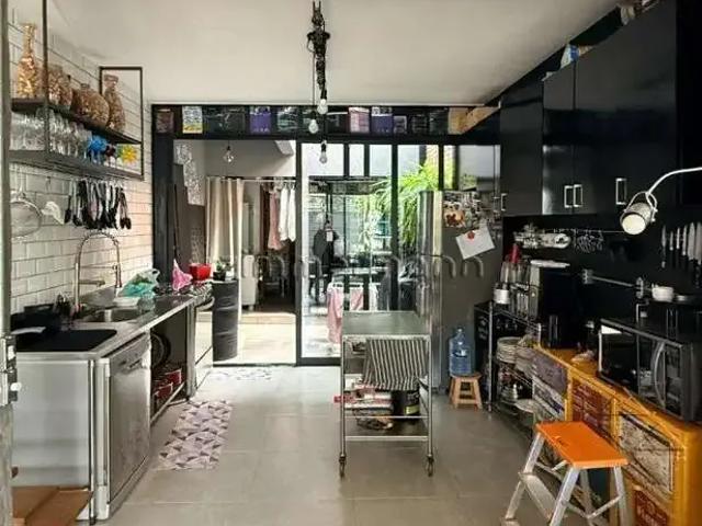 Casa / Sobrado para Venda em São Paulo/SP Lapa de Baixo 4 Quartos