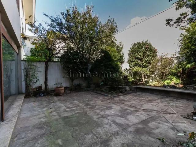 Casa / Sobrado para Venda em São Paulo/SP Moema 5 Quartos