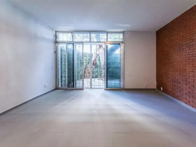 Casa / Sobrado para Venda em São Paulo/SP Moema 2 Quartos