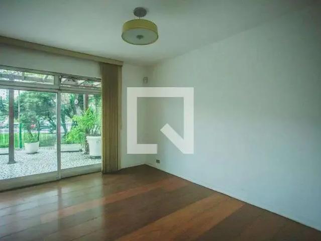 Casa / Sobrado para Venda em São Paulo/SP Moema 3 Quartos